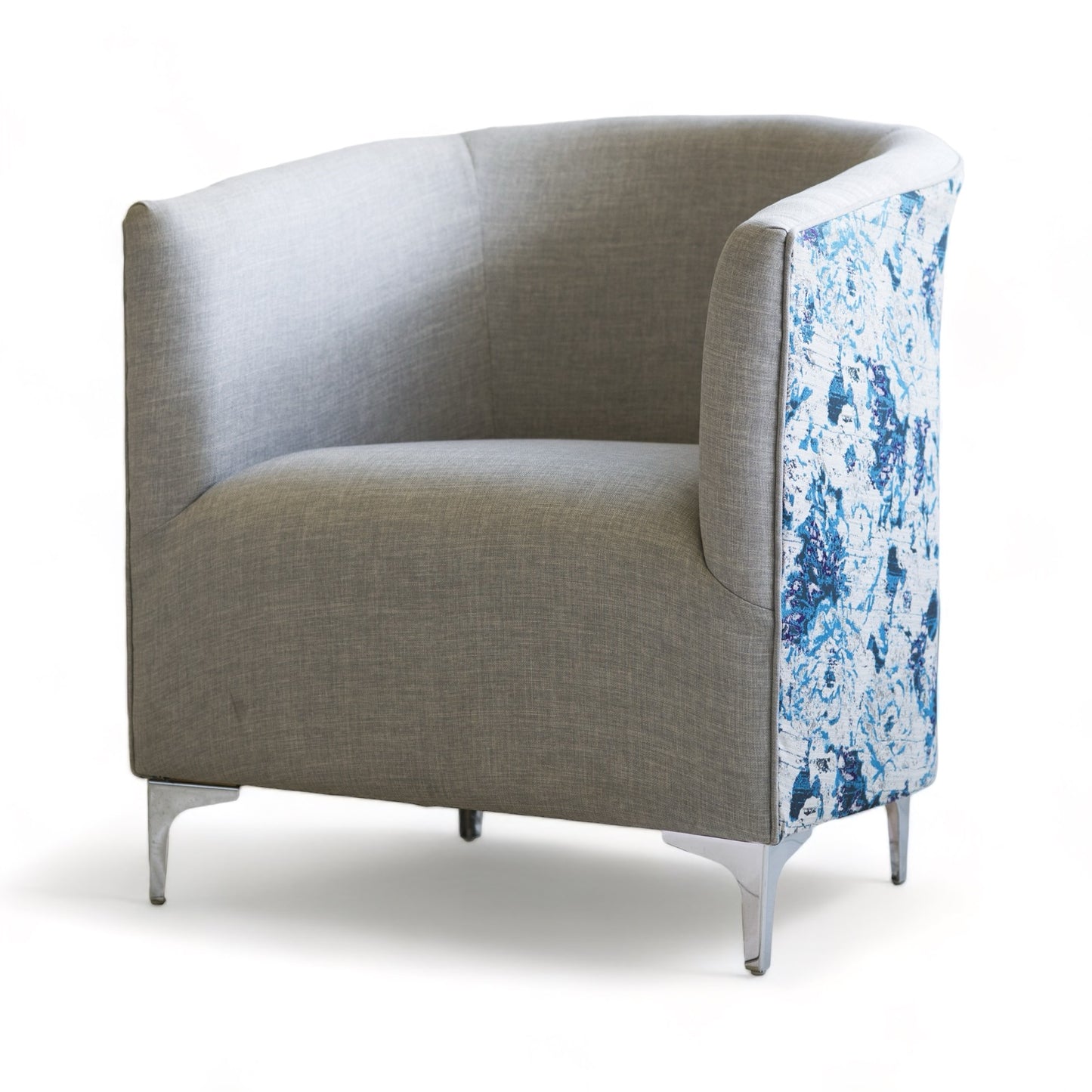 GREY TUP CHAIR WITH METAL LEGS